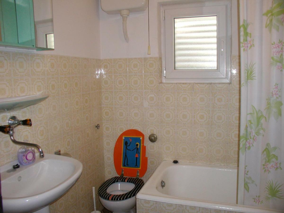 Apartman Jozo Orij Dugi Rat Buitenkant foto